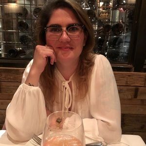 Meet your Posher, Kelly